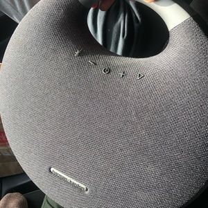Onxy Studio speaker (brand new)